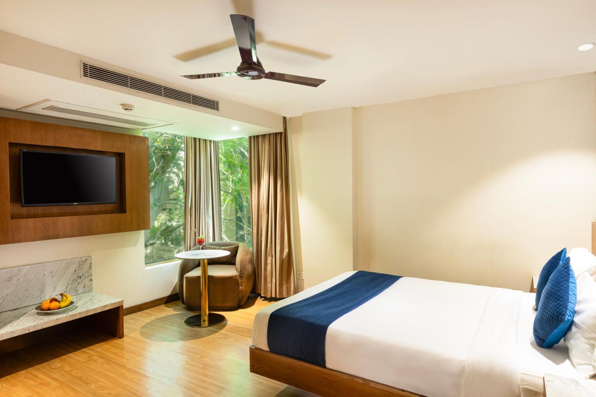 The Orion Plaza - Nehru Place New Delhi Exterior photo
