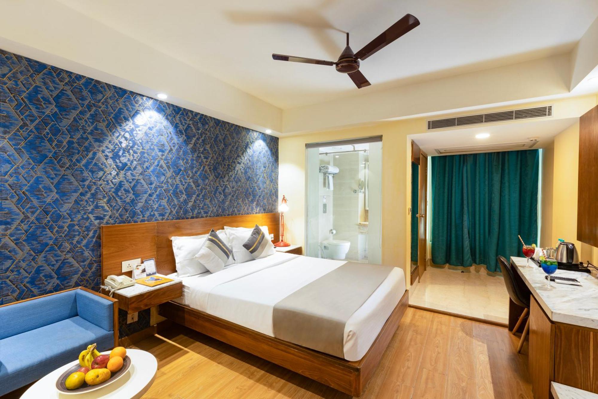 The Orion Plaza - Nehru Place New Delhi Exterior photo