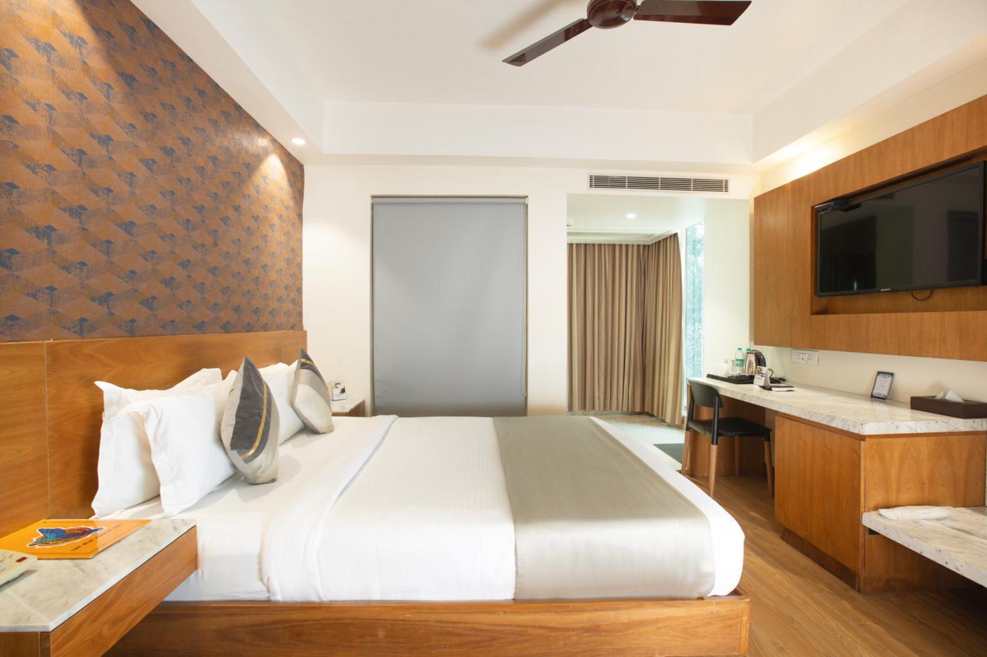 The Orion Plaza - Nehru Place New Delhi Exterior photo