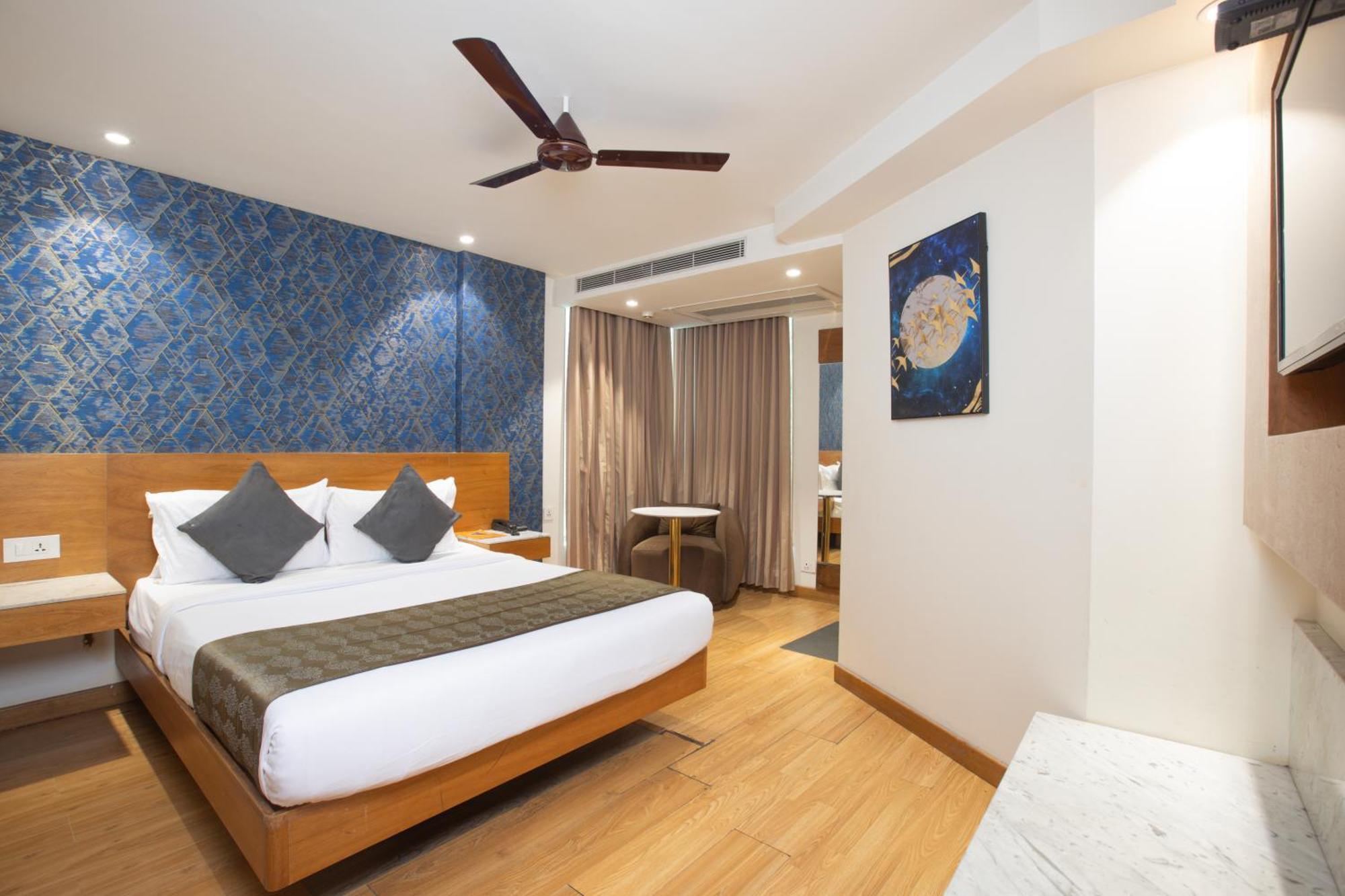 The Orion Plaza - Nehru Place New Delhi Exterior photo